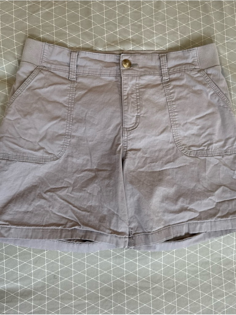 Lee Women's Light Gray Cotton Shorts with Front Pockets